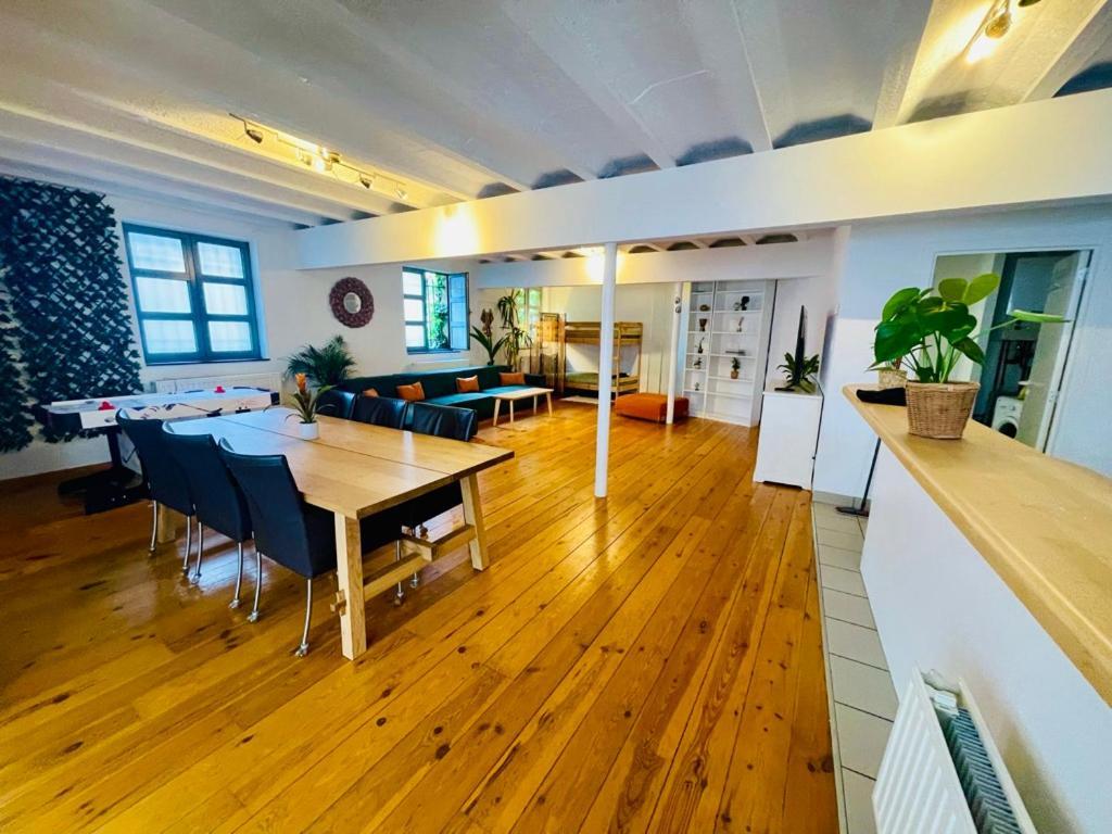 Down Town Oasis-Spacious Loft With Private Parking Bruxelles Exterior foto